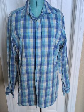 BOGO Blue Plaid Button-Up Shirt - Classic Casual Style